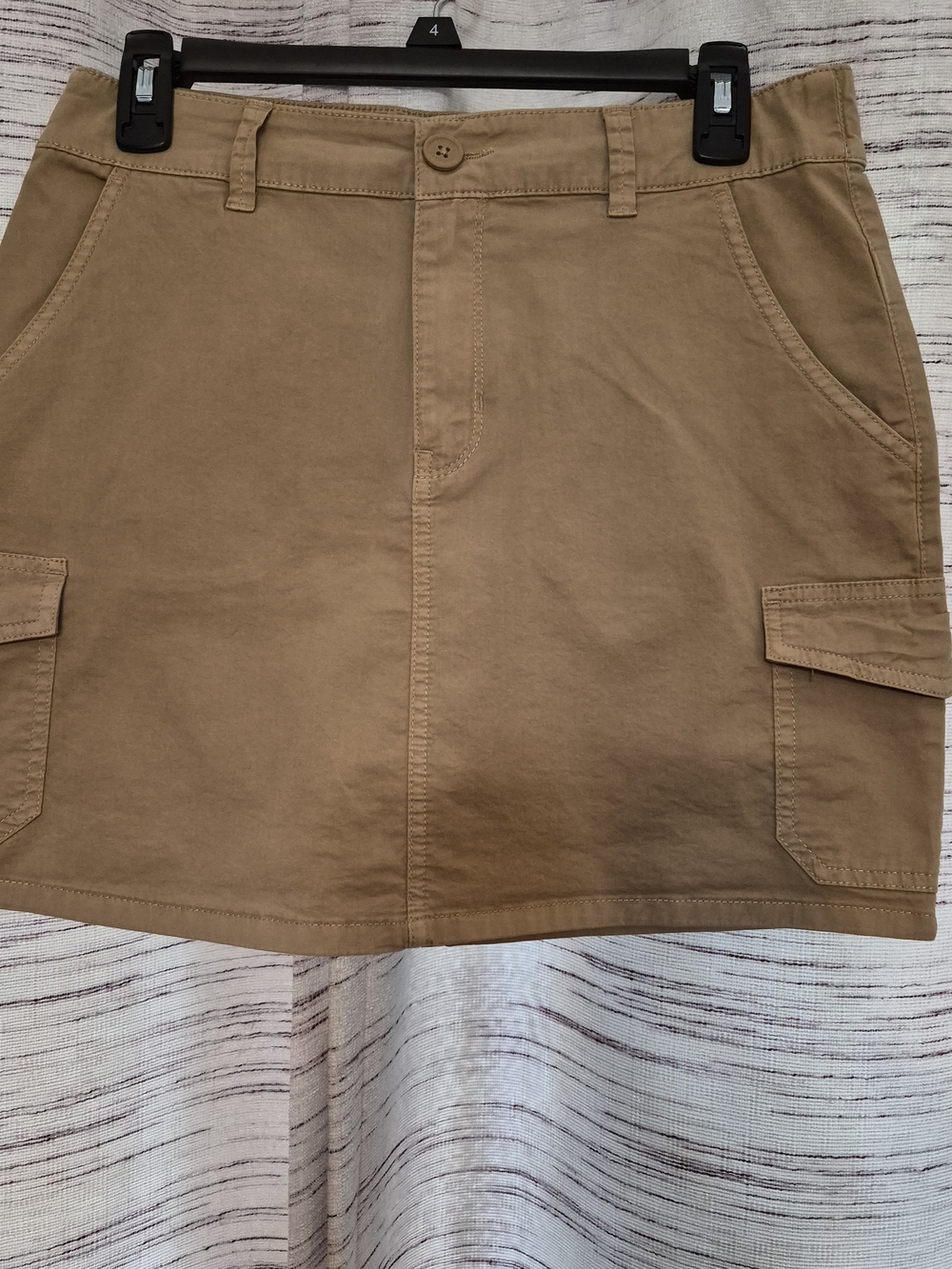 Everyday Khaki Cargo Mini Skirt Size Small - Picture 3 of 7